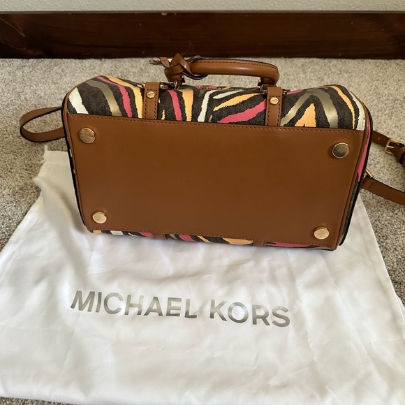 NWOT Michael Kors Zebra Large Satchel - Picture 7 of 15